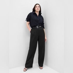 NWT! GAP Black Satin Pleated Cargo Trousers - Size 12🩷